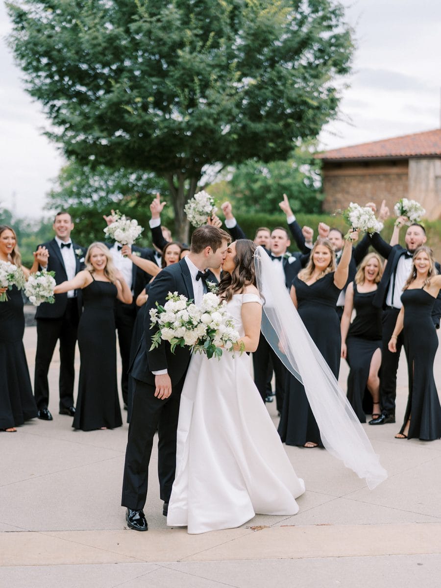 Best wedding photographers in Columbus Ohio
