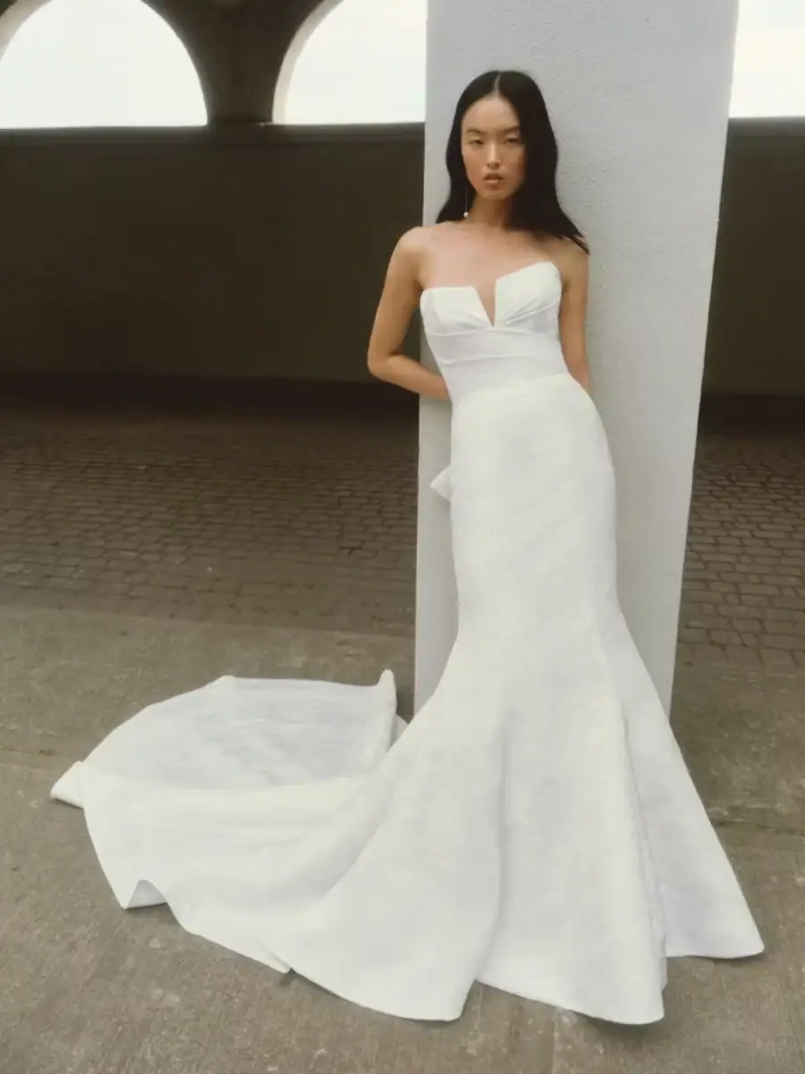 alyne orchid strapless fitted wedding dress