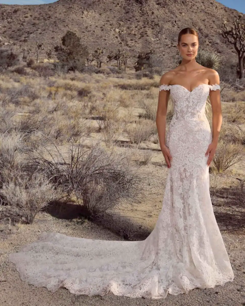 Calla Blanche lace fitted wedding dress with sweetheart neckline