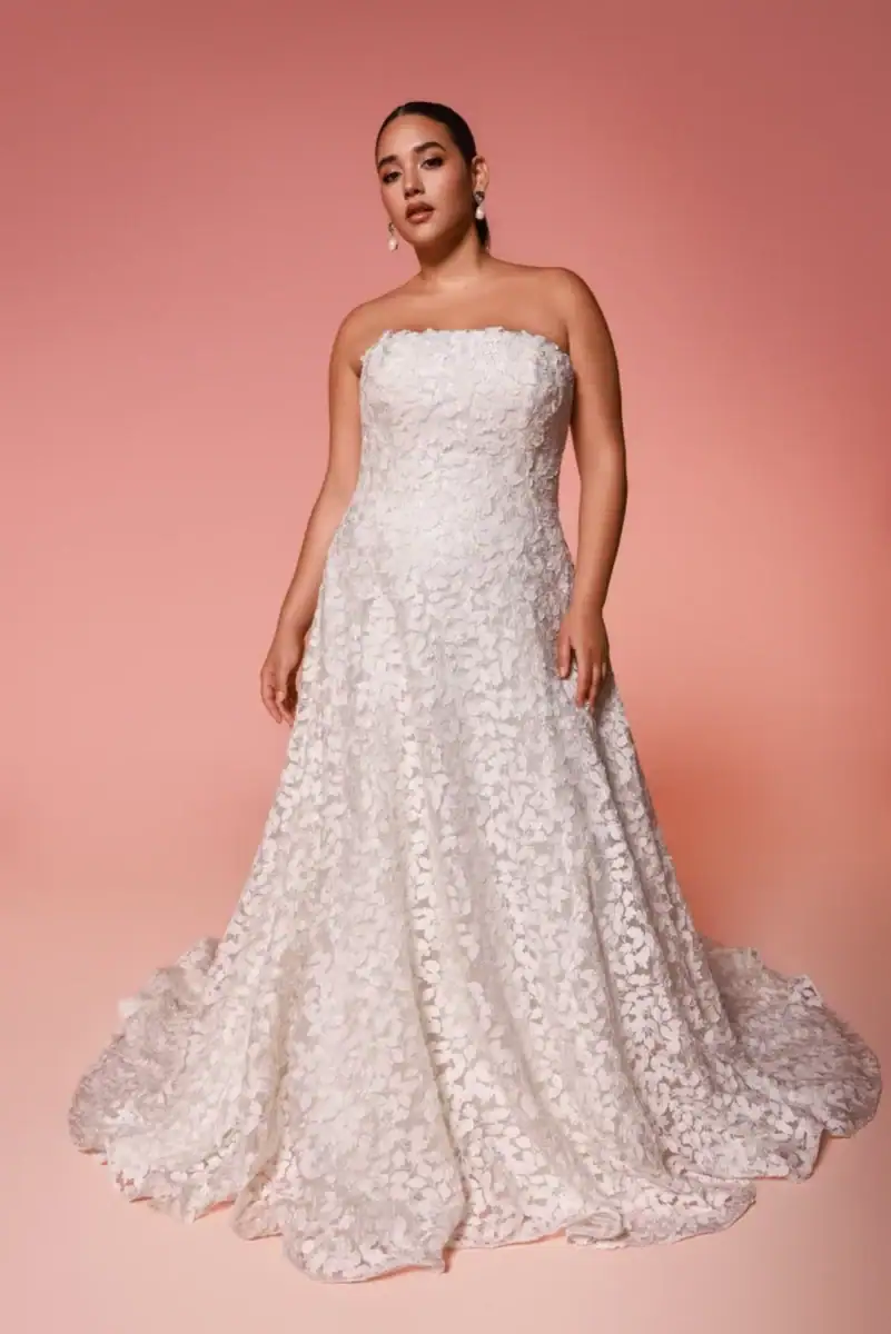 dany girl plus size wedding dress with floral appliques