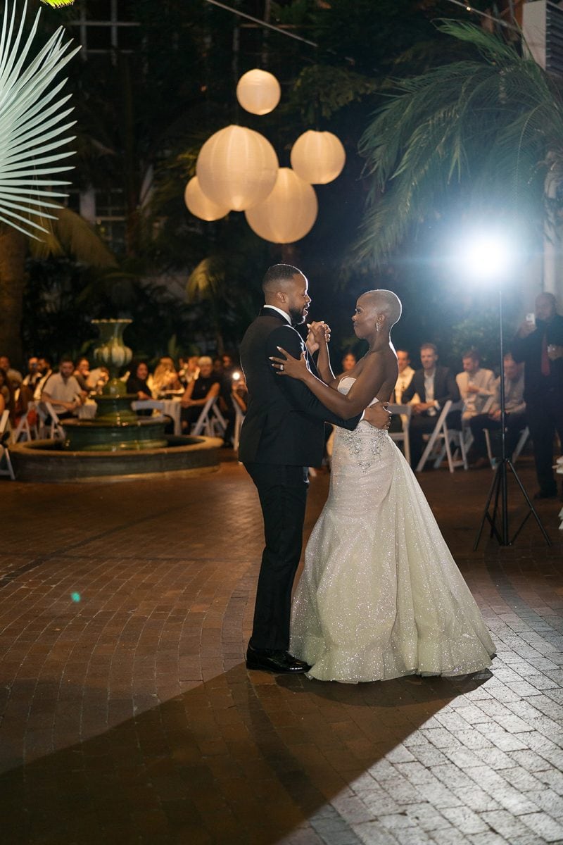 Franklin park conservatory wedding real bride Genevieve