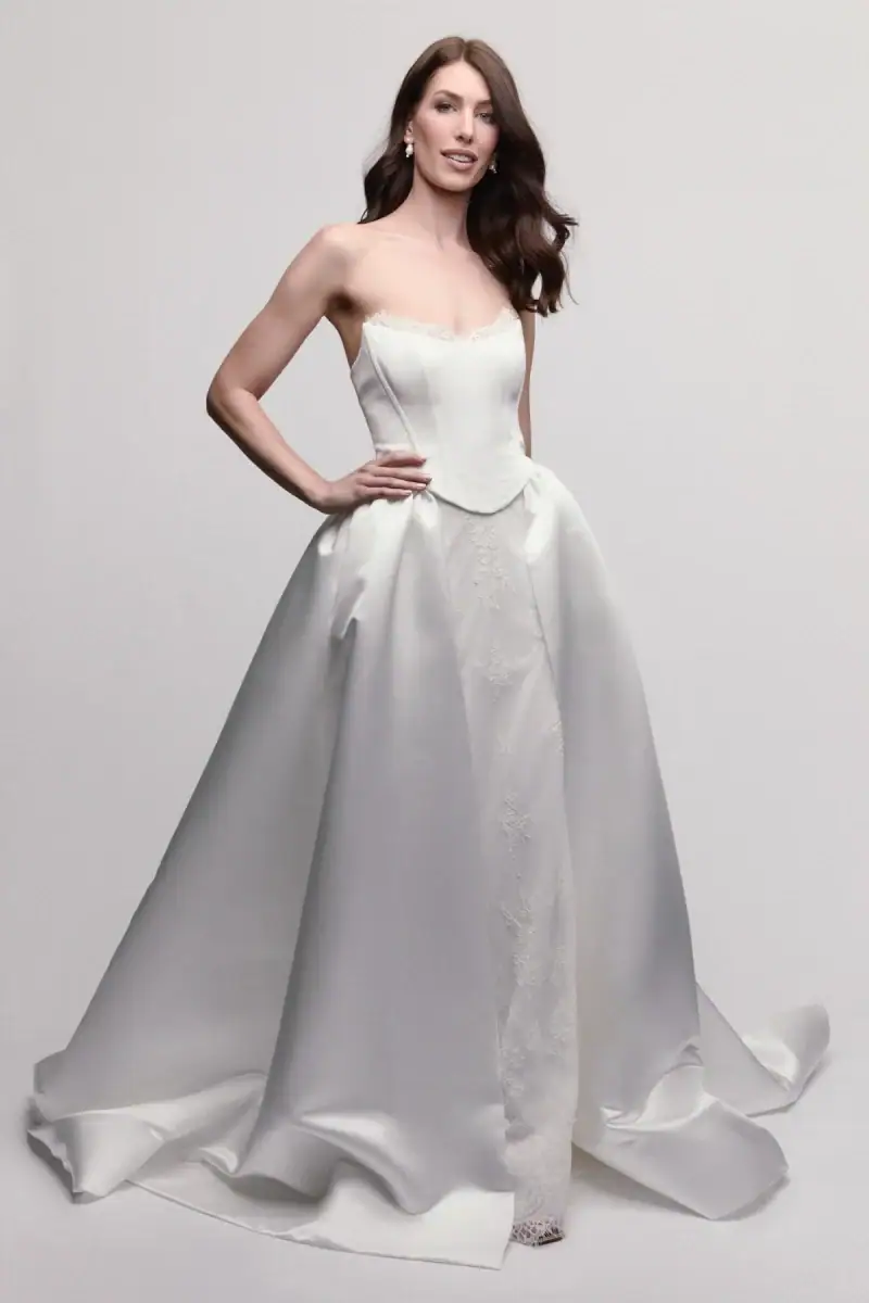 Silky ball gown with basque waist and lace-trimmed neckline