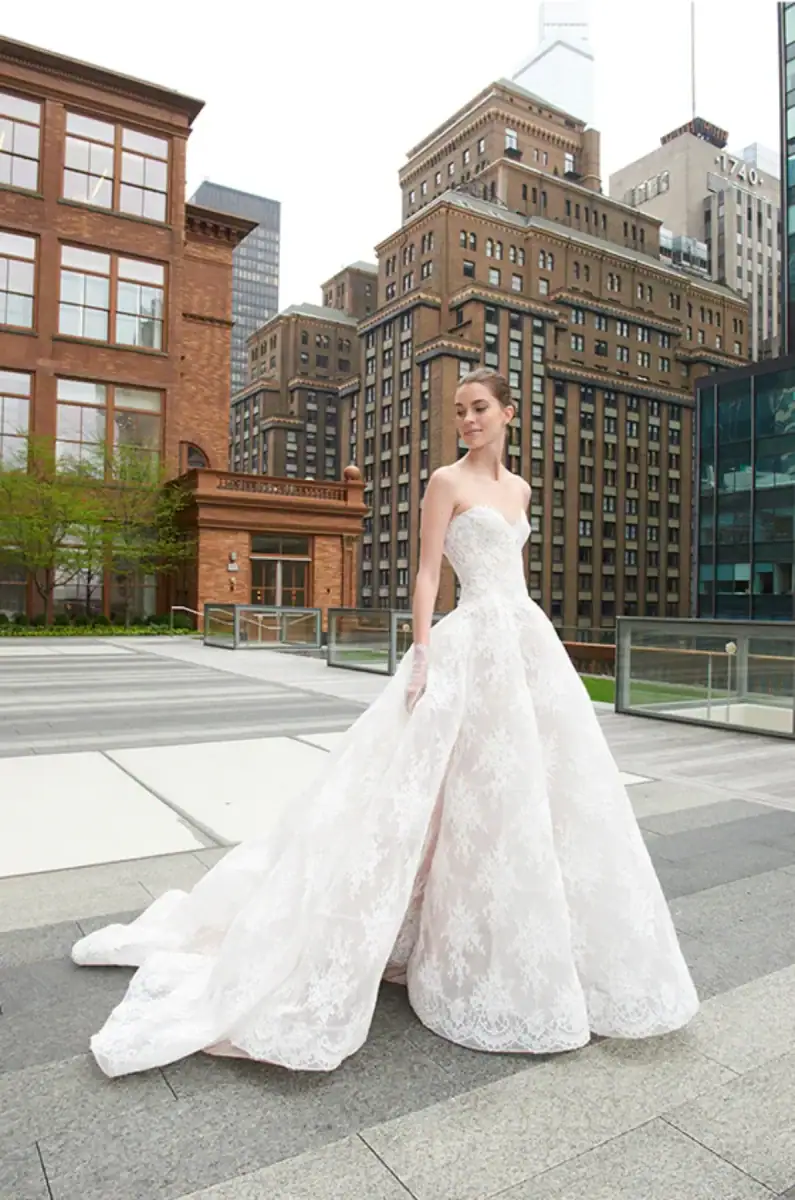 monique lhuillier alexandra lace strapless ball gown wedding dress