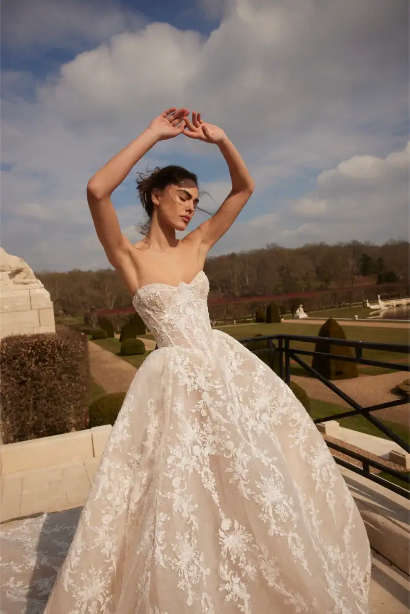 Netta BenShabu Reine wedding dress