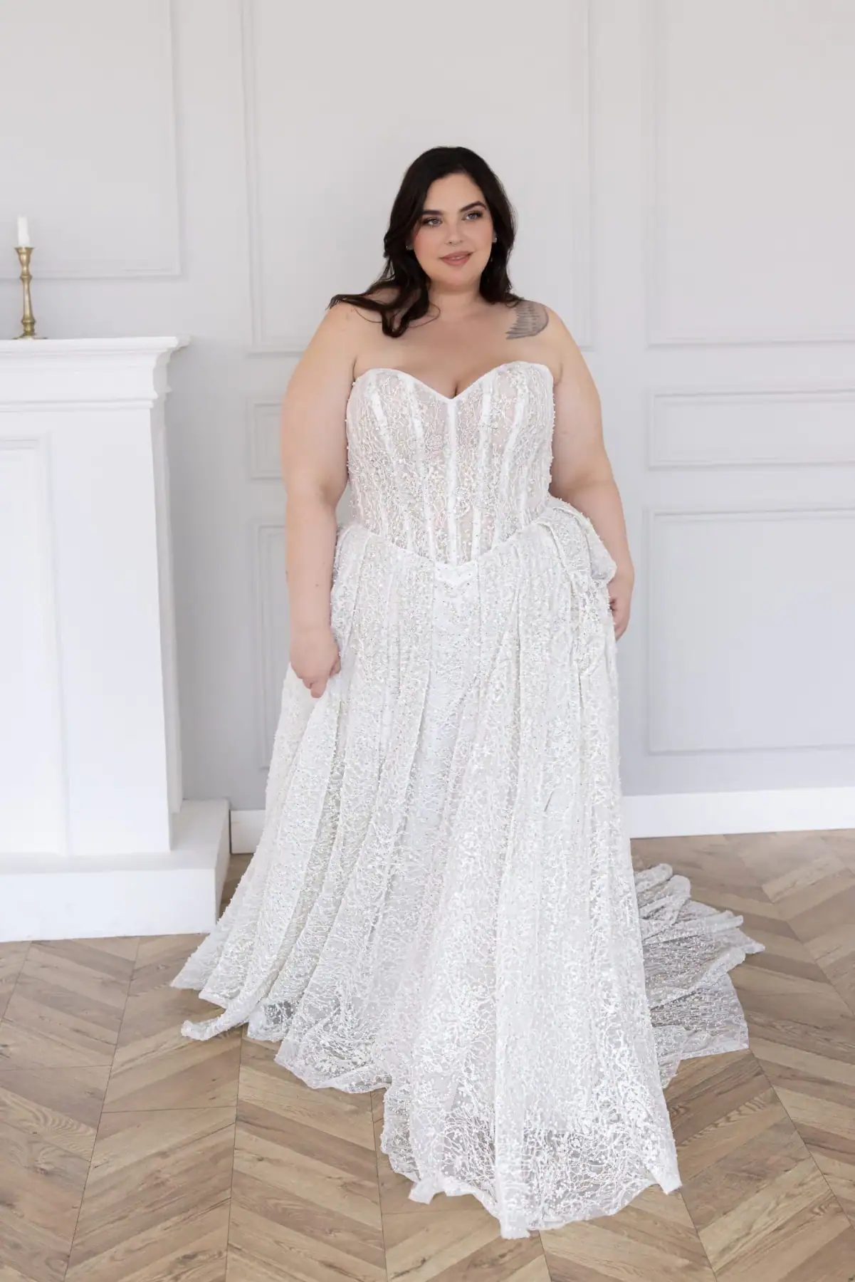 A-line wedding dress with basque waist and sweetheart neckline
