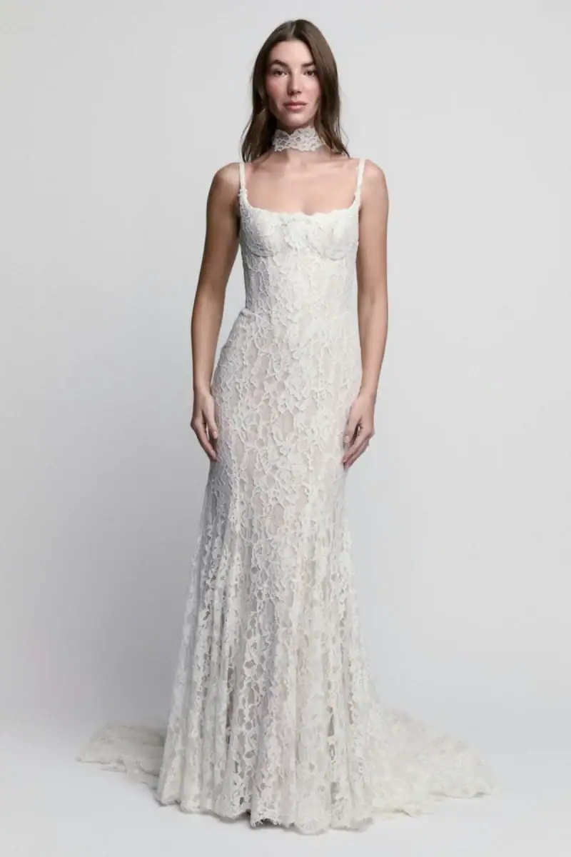 willowby by watters dita lace fitted wedding dress with defined neckline and matching choker