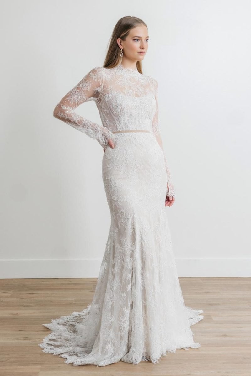 lace wedding dresses